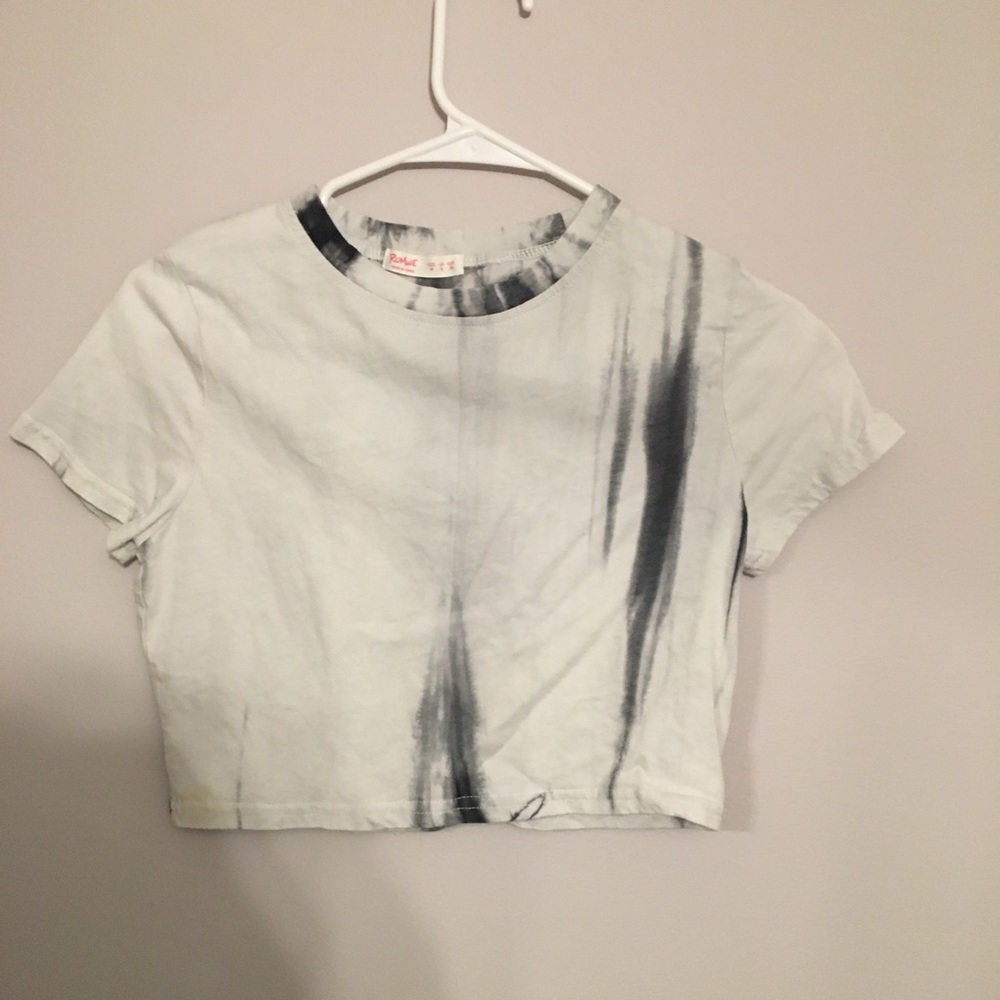 ROMWE: white, grey, and black crop top